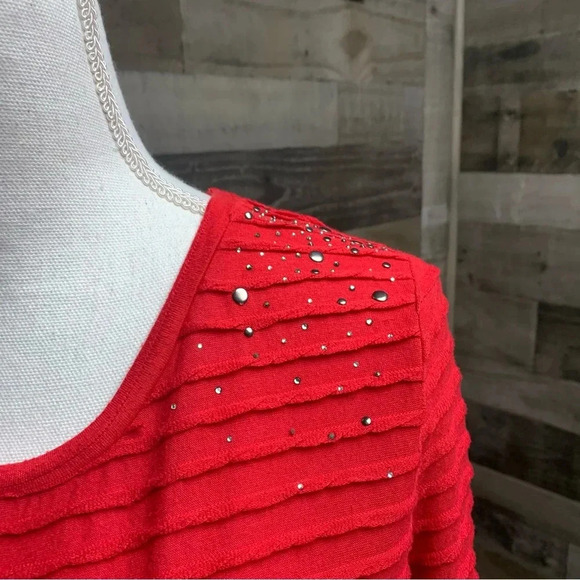 Studio Gem Q size XL red tunic/dress 3/4 sleeve and silver embellishments - Picture 3 of 5